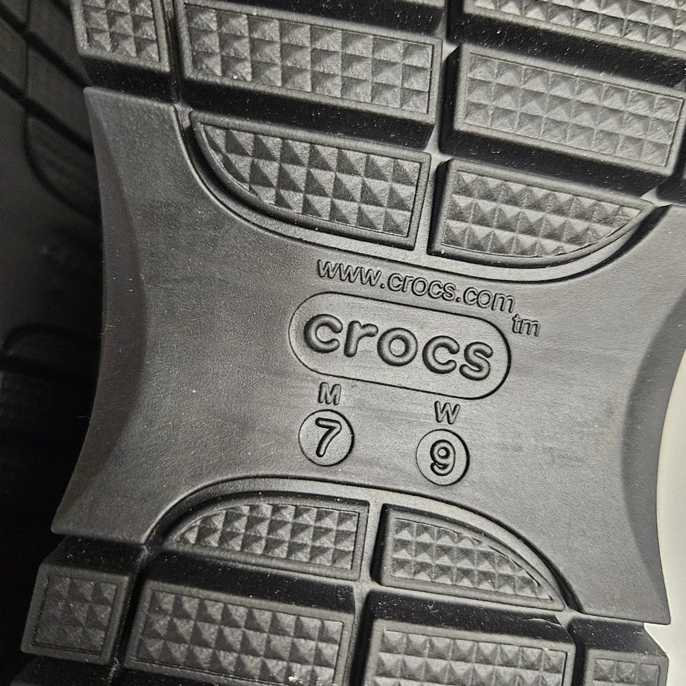 CROCS classic mega